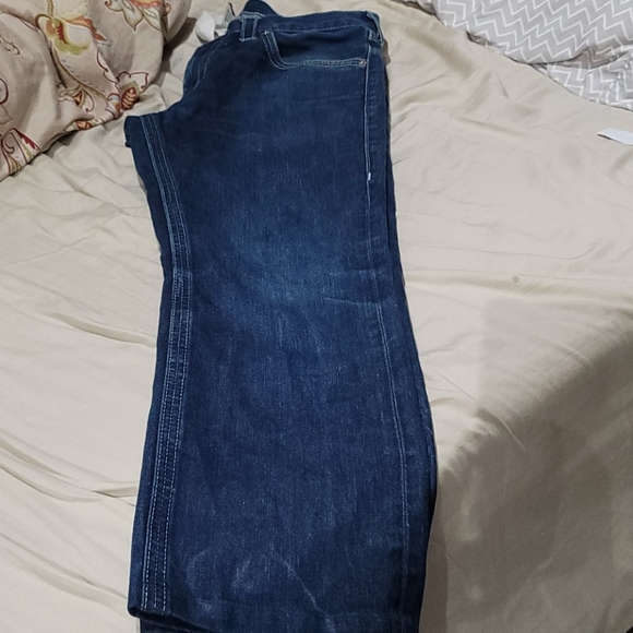 Mena jean - Picture 2 of 3